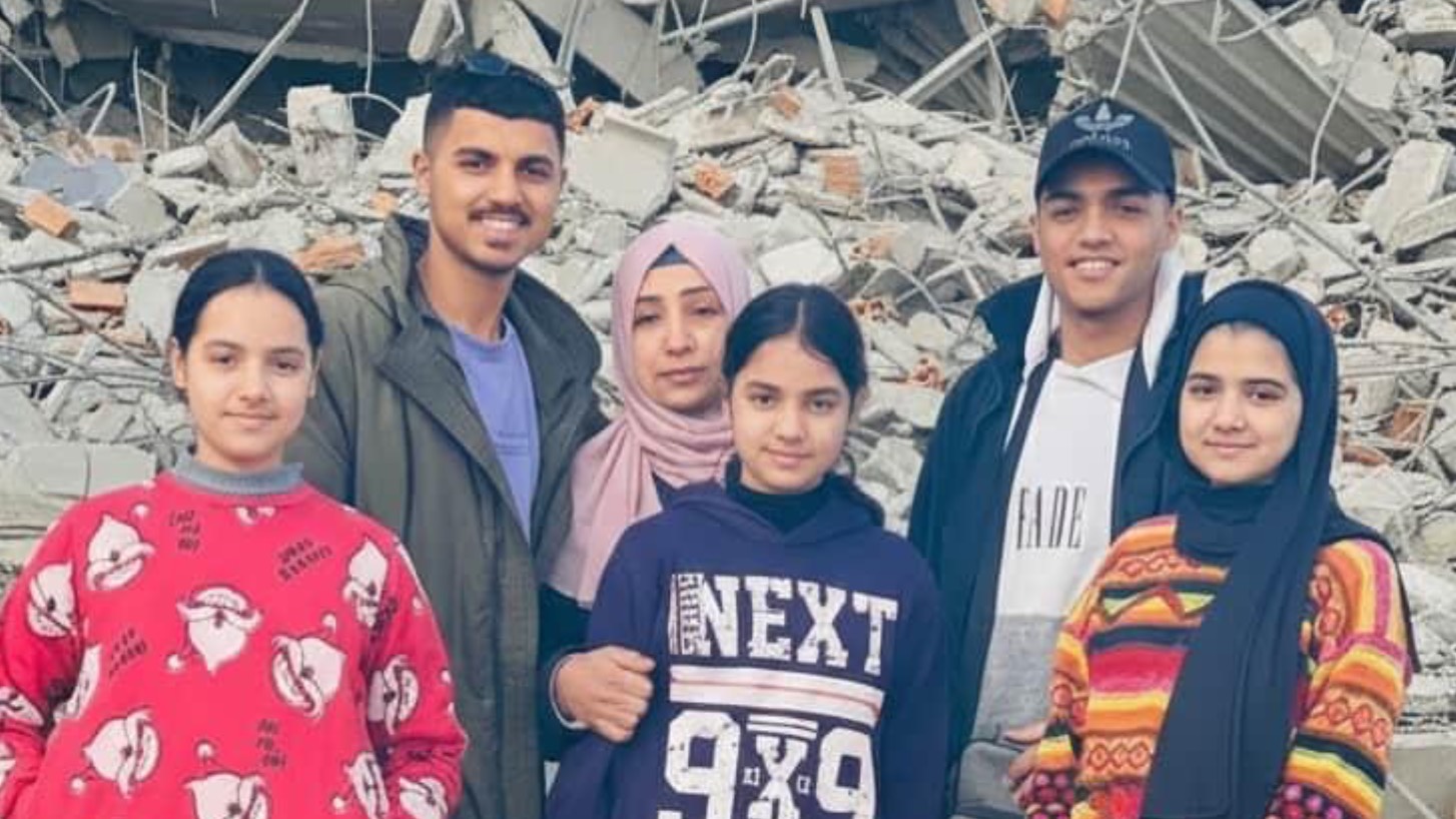 Help Build a Future for Rasheed Abd and his Family in Gaza | Chuffed ...