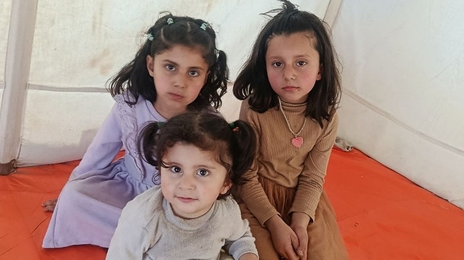 Help Lina’s family survive and secure medical treatment and food for her injured husband, his mother, and their three daughters