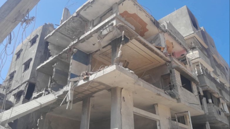 MY NAME IS M0HAMMED. MY FAMILY NEEDS YOUR HELP TO SURVIVE IN GAZA